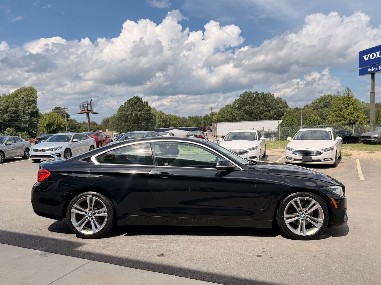 Used 2019 BMW 430i Coupe w/ Convenience Package RWD image 4