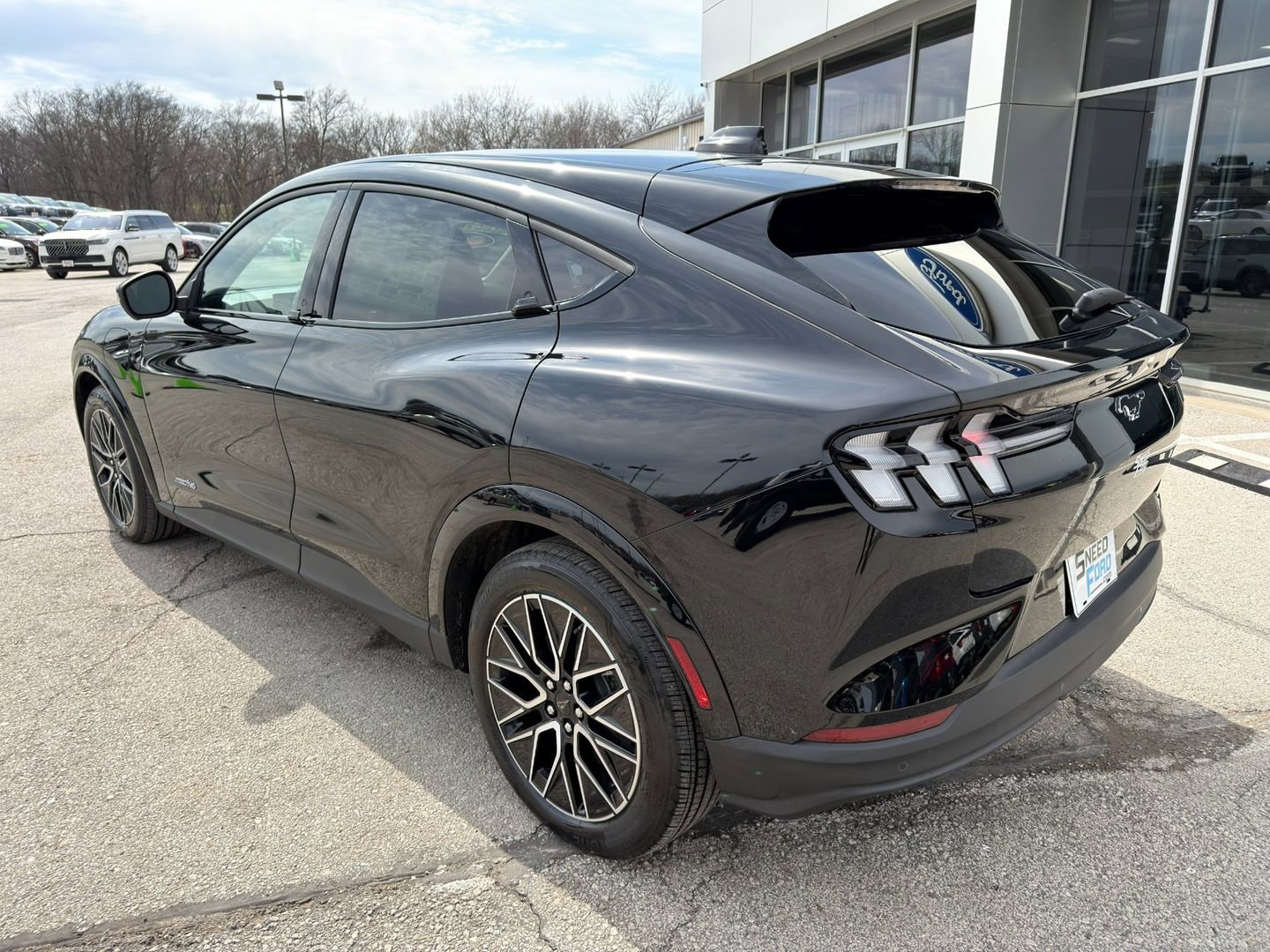 New 2026 Ford Mustang Mach-E Premium image 5