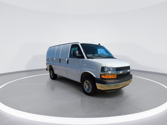 New 2025 Chevrolet Express 2500 Work Van w/ Driver Convenience Package image 3