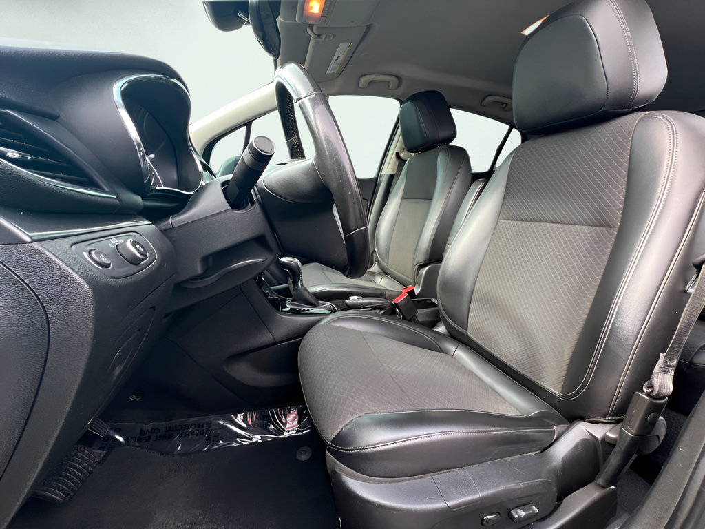 Used 2018 Buick Encore Preferred FWD image 15