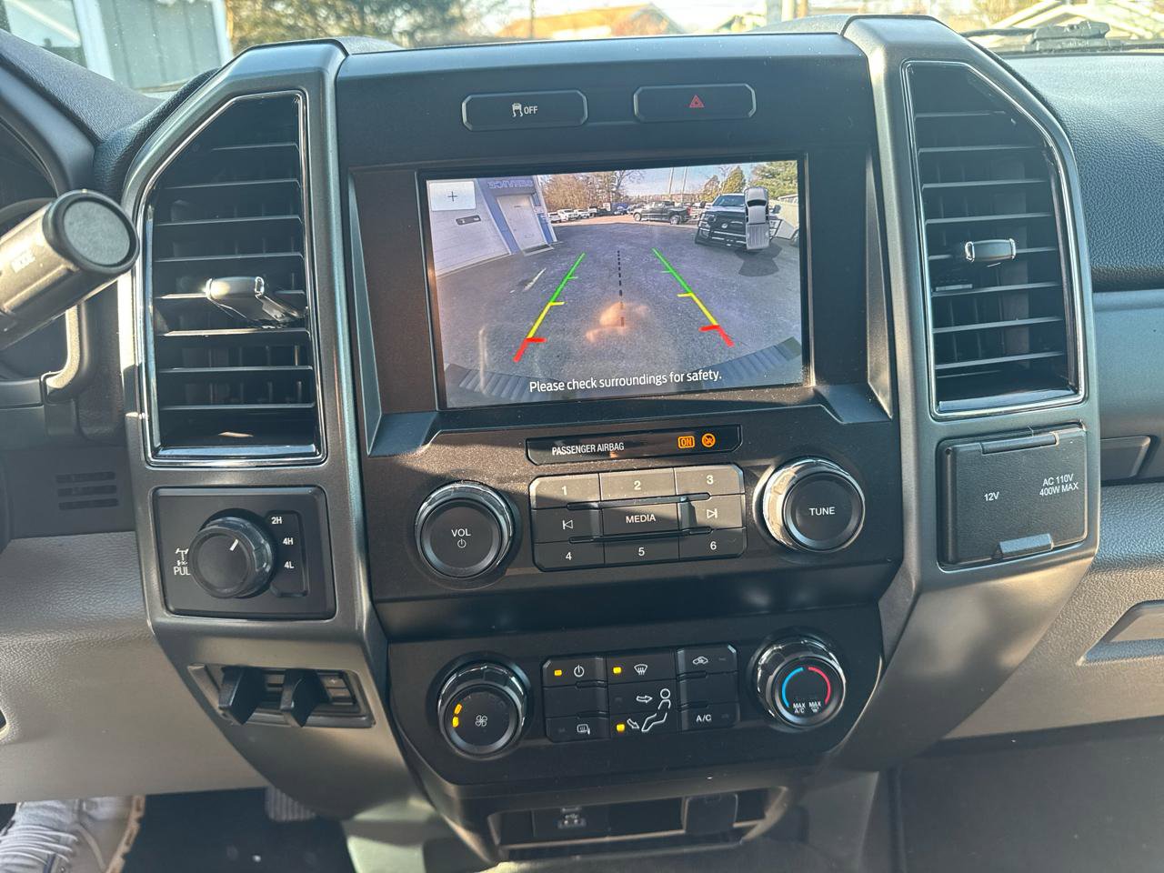 Used 2022 Ford F250 XLT w/ XLT Value Package AWD/4WD image 20