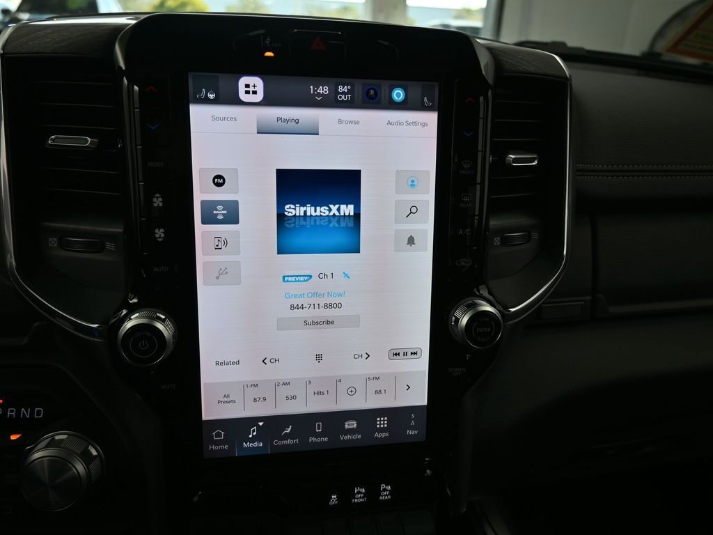 Used 2025 RAM 1500 Laramie image 25