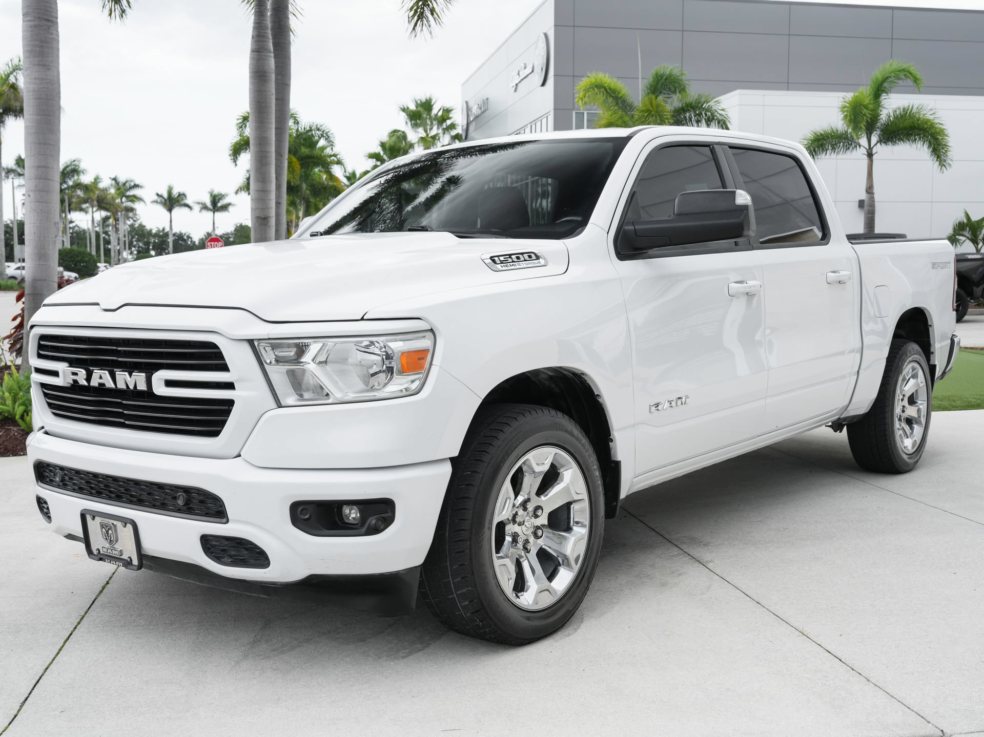 Used 2021 RAM 1500 Big Horn AWD/4WD image 7