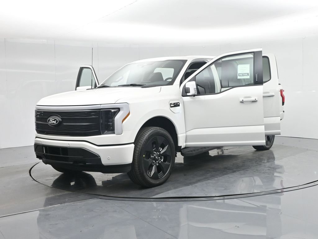 New 2025 Ford F150 Lightning Platinum w/ Dark Elements Package image 32