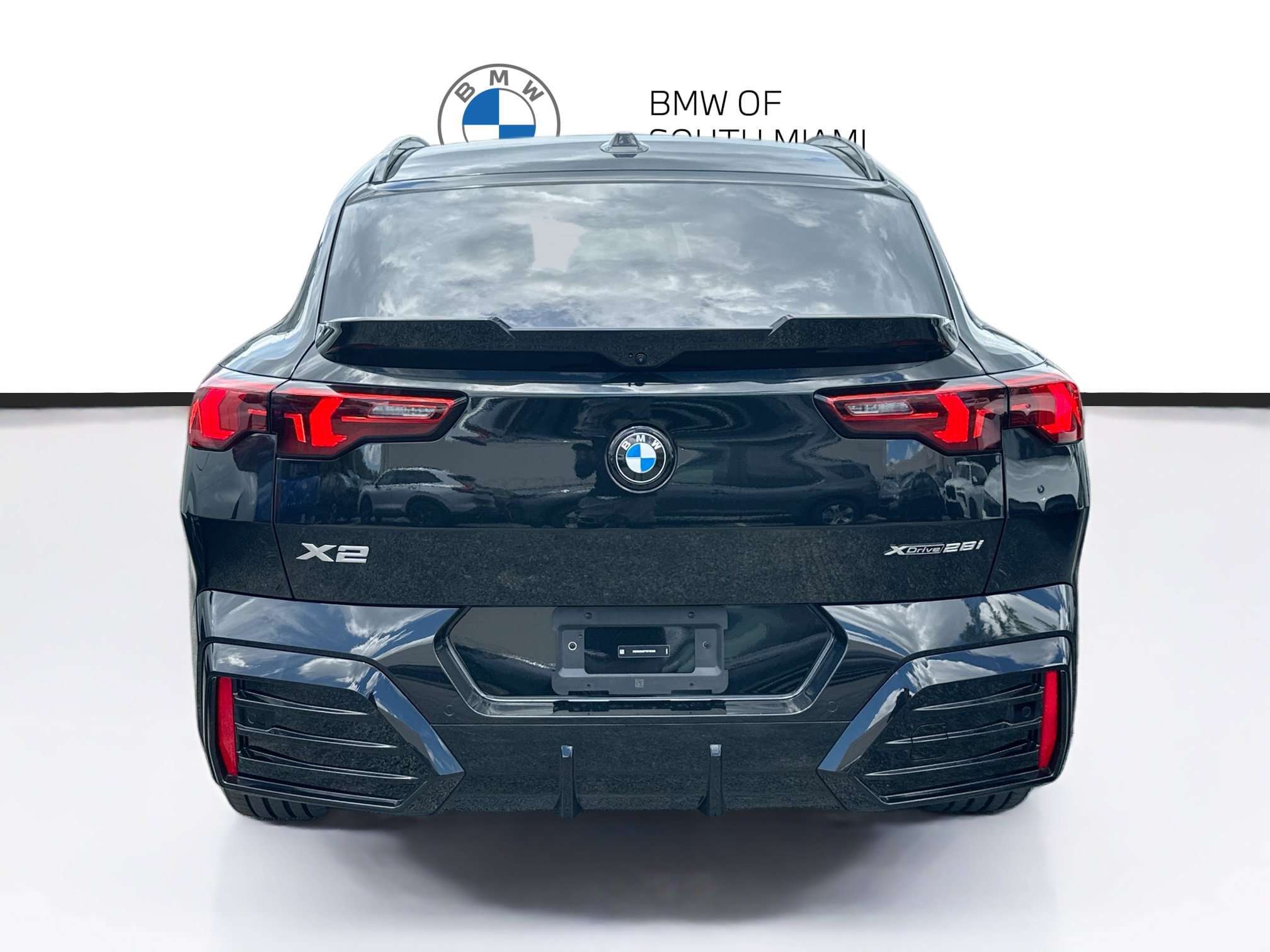 New 2026 BMW X2 xDrive28i AWD/4WD image 5