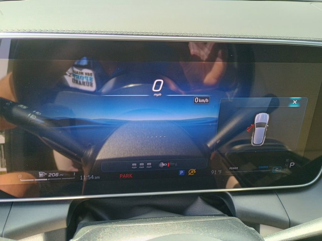 Used 2025 Mercedes-Benz GLC 300 image 28