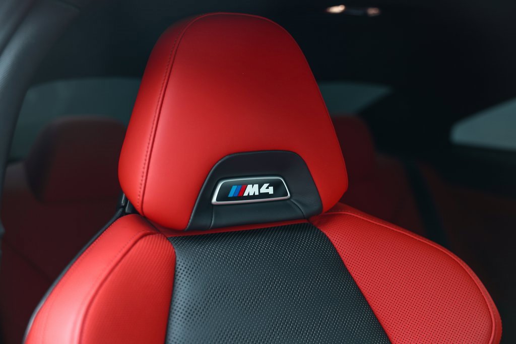 Used 2022 BMW M4 Competition w/ M Carbon Exterior Package image 27