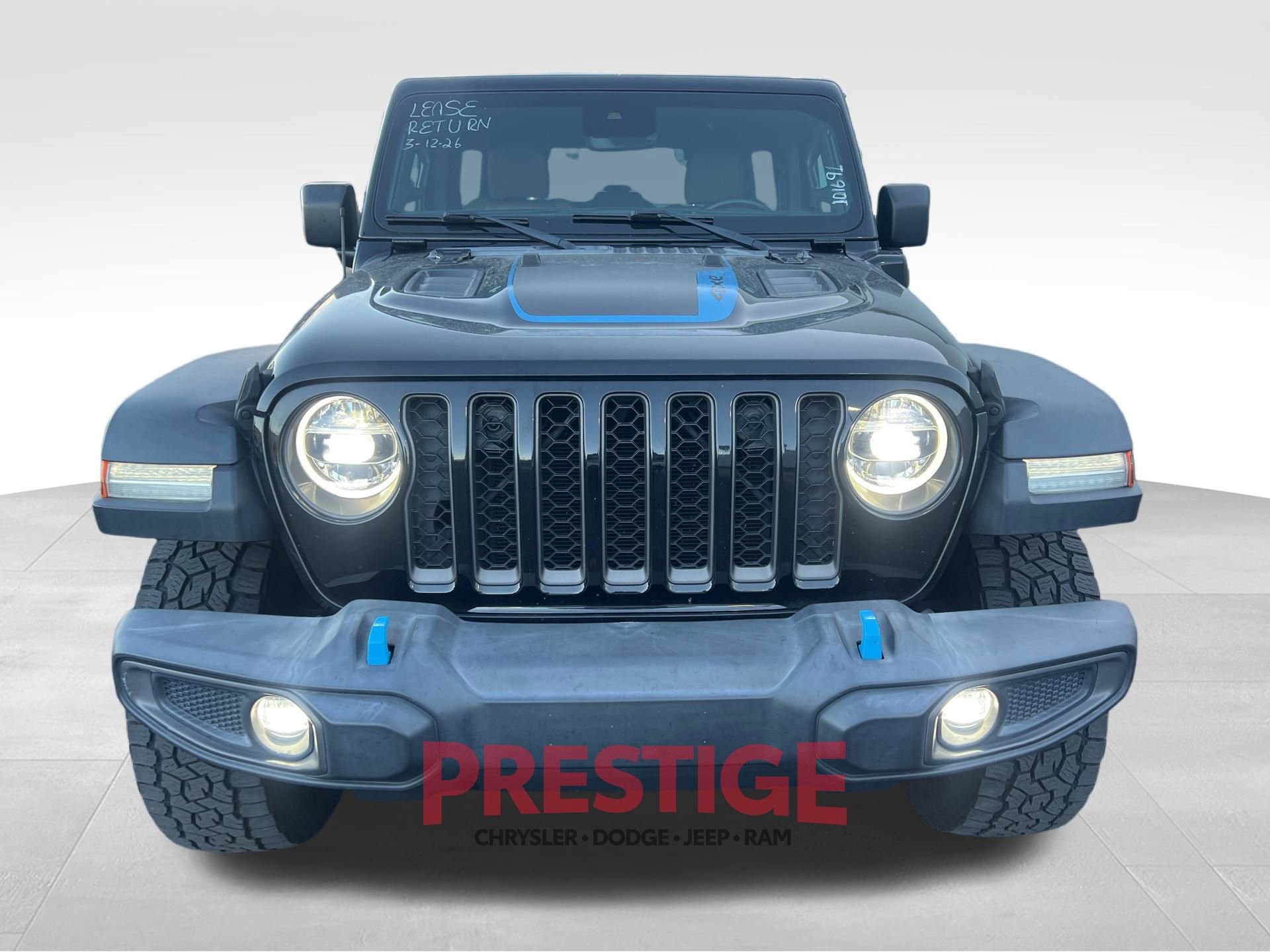 Used 2022 Jeep Wrangler Unlimited Rubicon 4xe AWD/4WD image 3