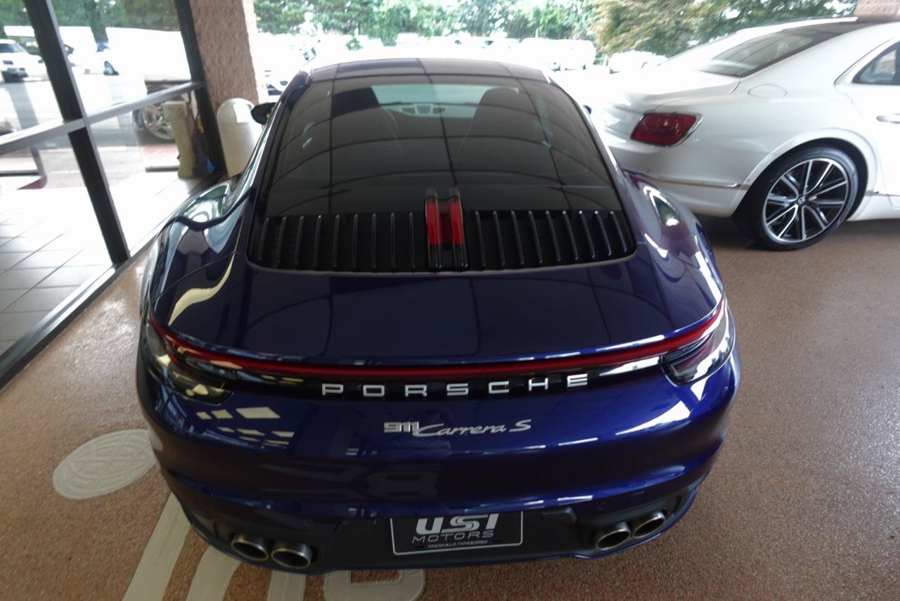 Used 2022 Porsche 911 Carrera S RWD image 3