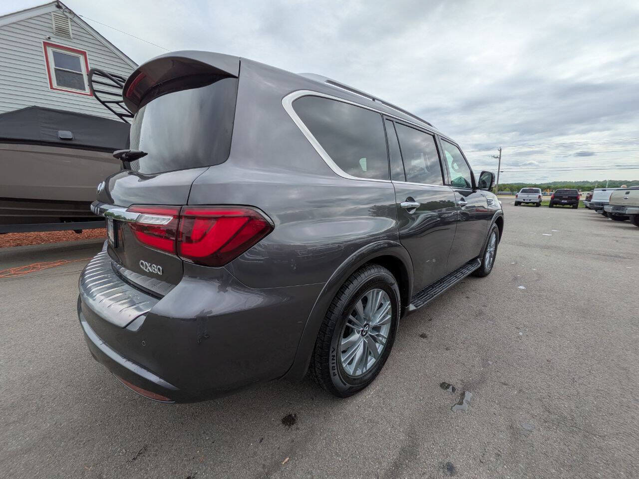 Used 2024 INFINITI QX80 Luxe AWD/4WD image 7