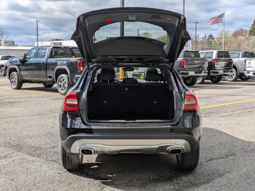 Used 2017 Mercedes-Benz GLA 250 4MATIC image 31