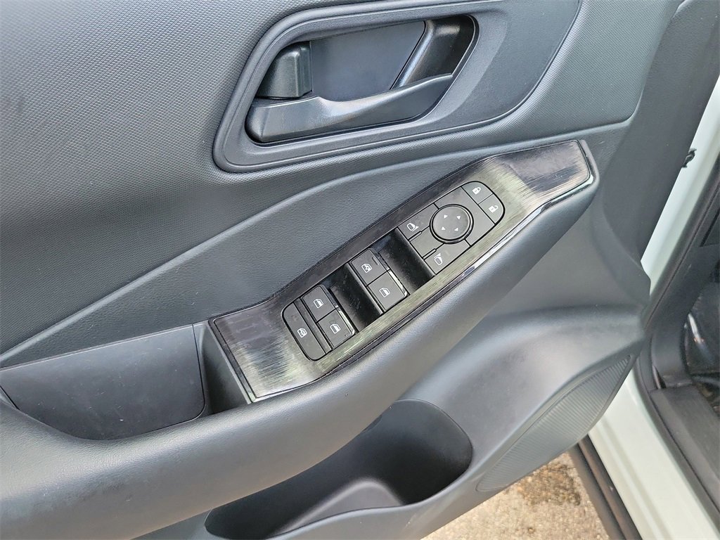 Certified 2025 Nissan Rogue S image 16