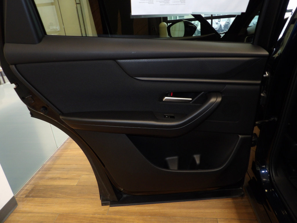 Used 2024 MAZDA CX-90 3.3 Turbo w/ Select Package image 21