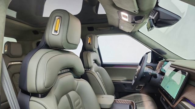 Used 2024 Rivian R1T Adventure AWD/4WD image 22