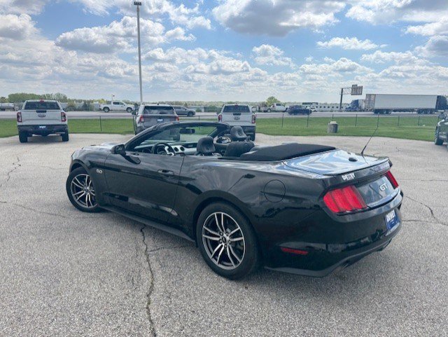 Used 2017 Ford Mustang GT Premium RWD image 14