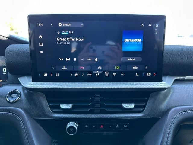 Used 2025 Ford Explorer Platinum AWD/4WD image 17