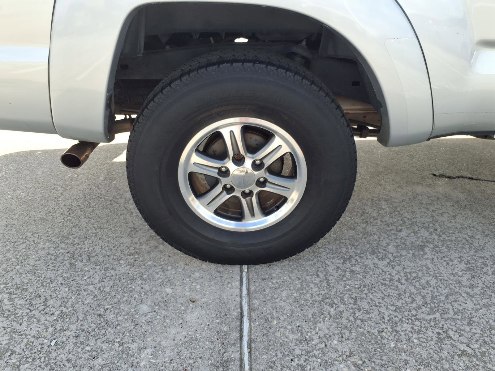 Used 2011 Toyota Tacoma PreRunner w/ SR5 Pkg #2 RWD image 25