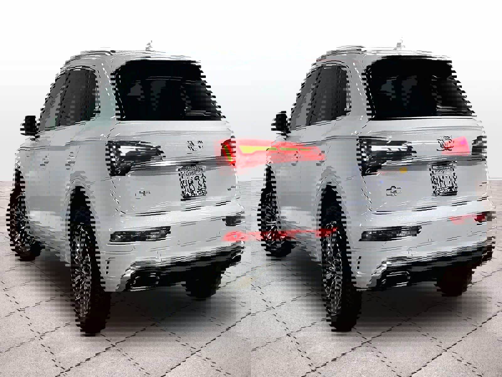 Used 2023 Audi Q5 2.0T Premium w/ Convenience Package image 14