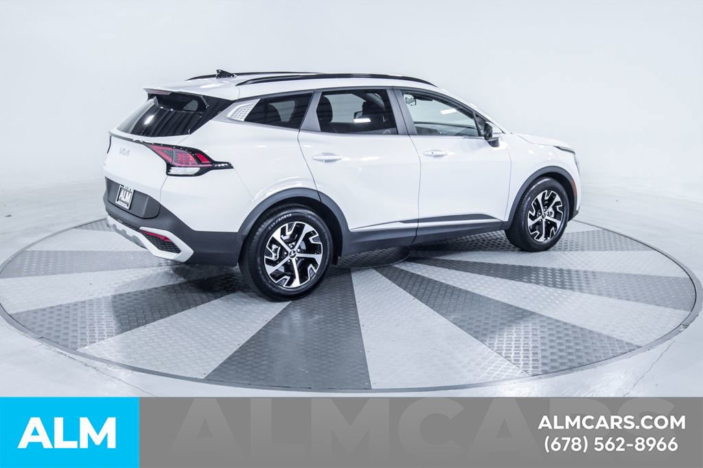 Used 2025 Kia Sportage EX w/ Premium Package FWD image 9