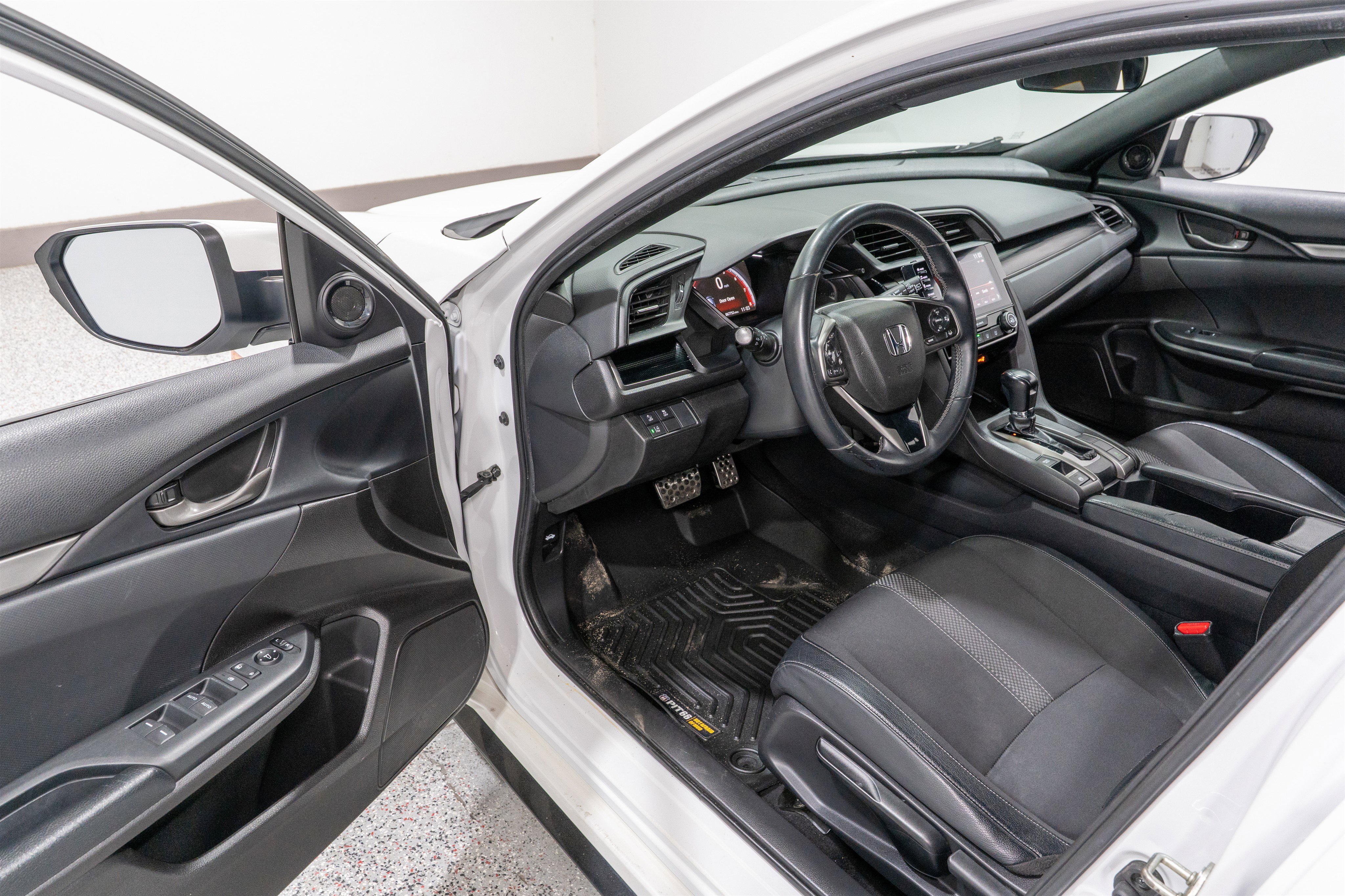 Used 2021 Honda Civic Sport image 10