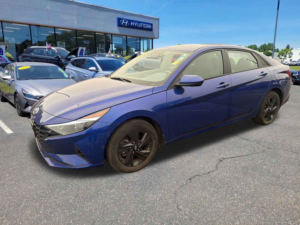 Certified 2023 Hyundai Elantra SEL FWD image 9
