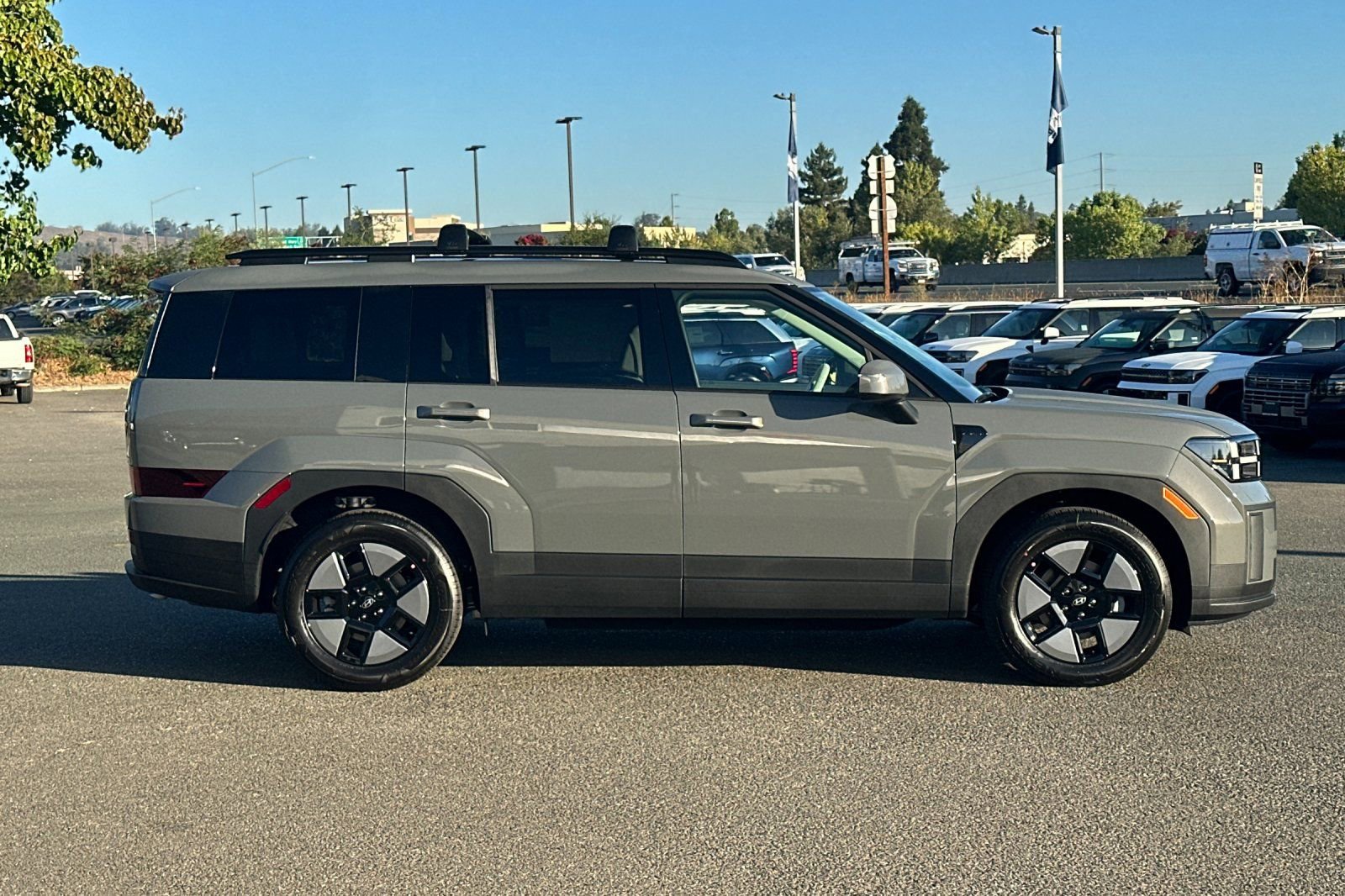 New 2026 Hyundai Santa Fe SEL image 3