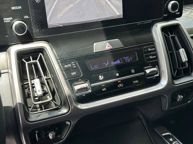 Used 2023 Kia Sorento S FWD image 14
