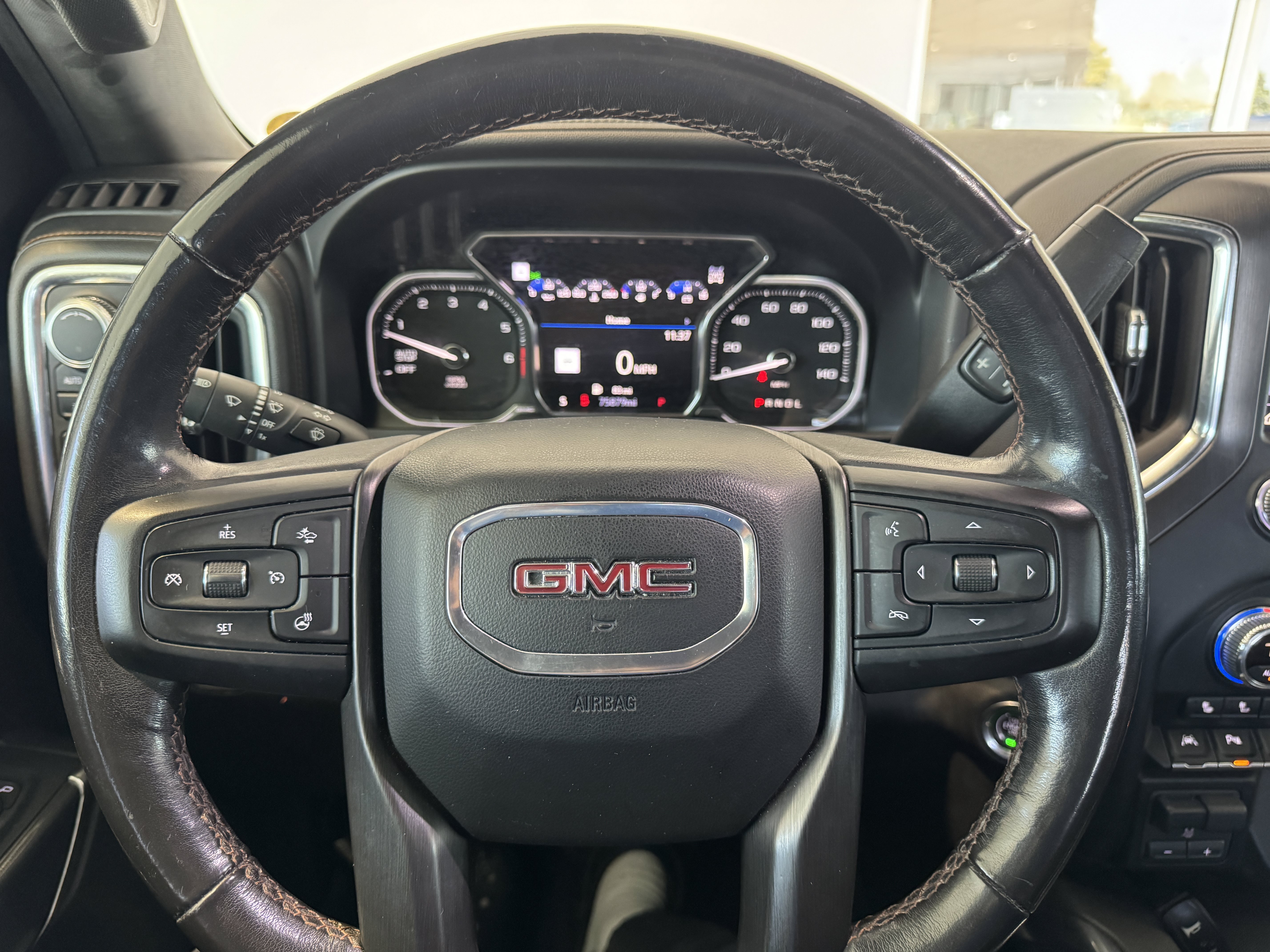 Used 2019 GMC Sierra 1500 AT4 w/ Technology Package AWD/4WD image 3