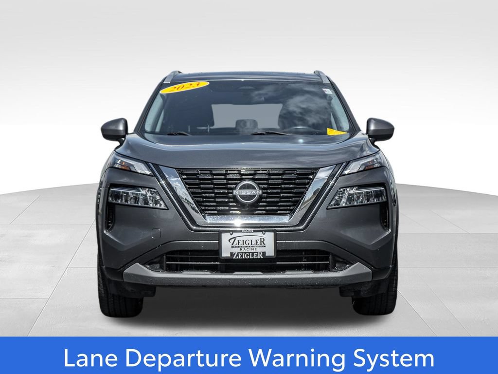 Used 2023 Nissan Rogue SV w/ SV Premium B Package AWD/4WD image 2