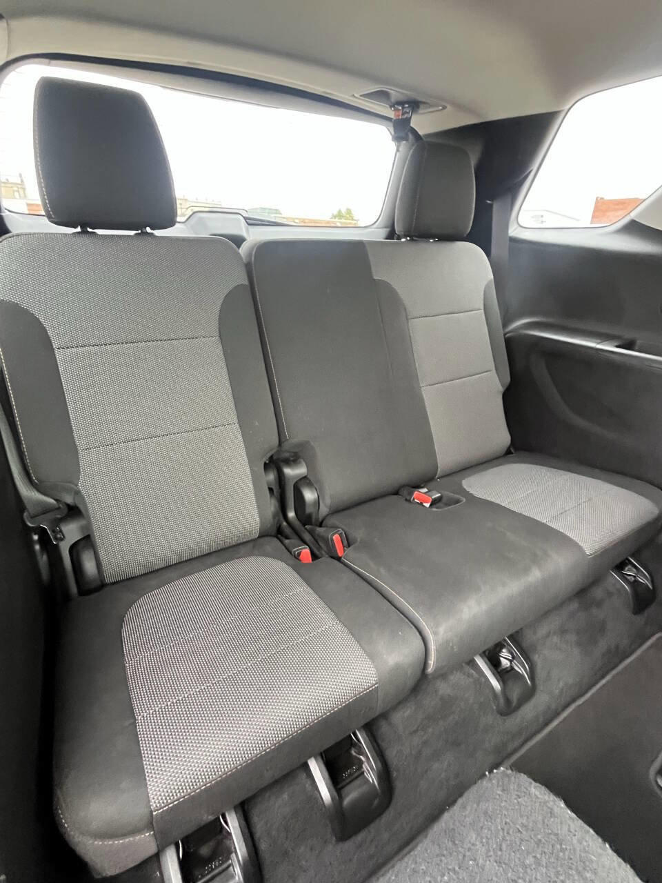 Used 2018 Chevrolet Traverse LT image 28