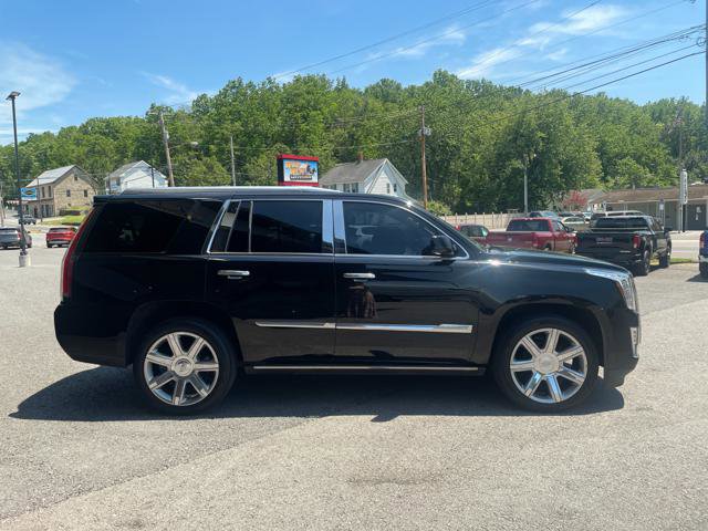 Used 2015 Cadillac Escalade Premium AWD/4WD image 10