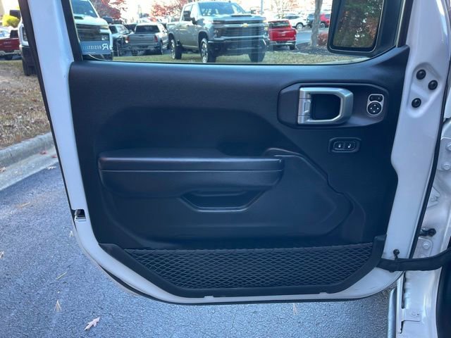 Used 2020 Jeep Wrangler Unlimited Sport image 18