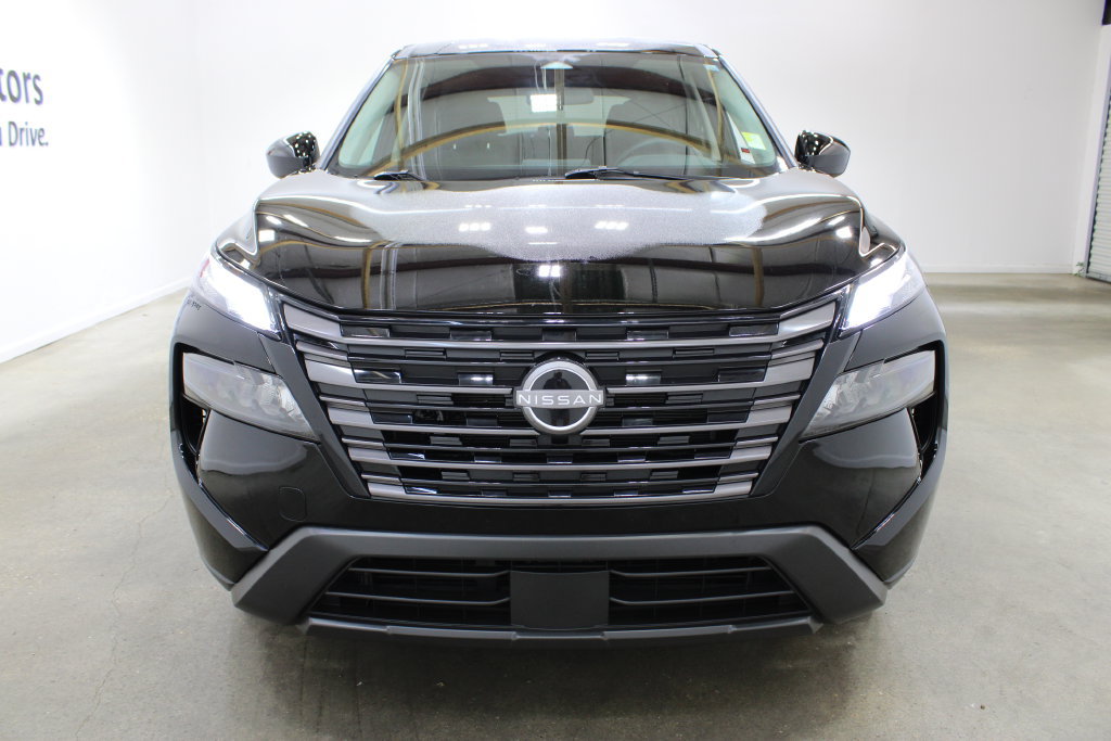 Used 2026 Nissan Rogue SV FWD image 7