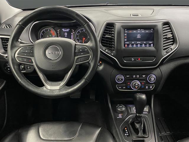 Used 2019 Jeep Cherokee Latitude Plus w/ Comfort/Convenience Group image 5