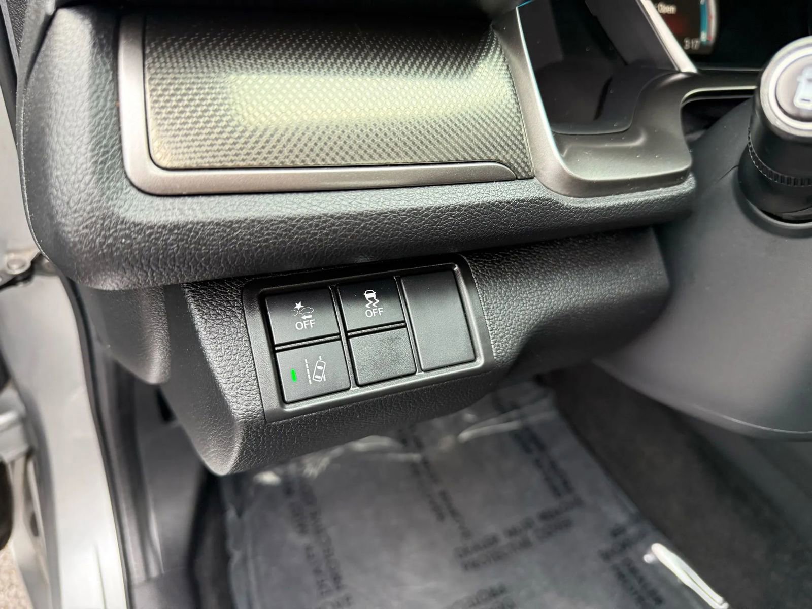 Used 2018 Honda Civic EX image 17