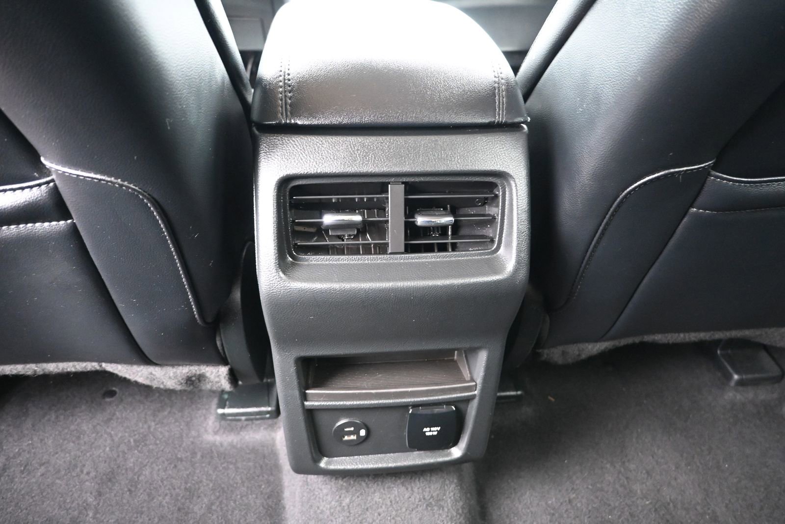 Used 2022 Ford Edge SEL w/ Convenience Package image 19