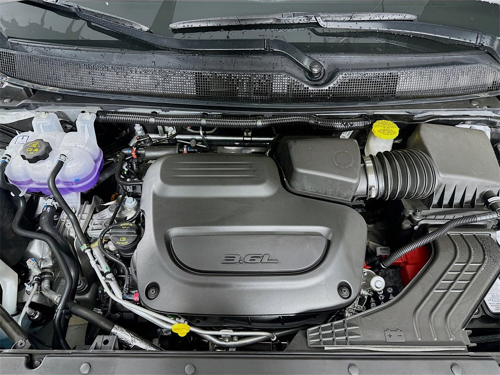 New 2026 Chrysler Pacifica Pinnacle image 18