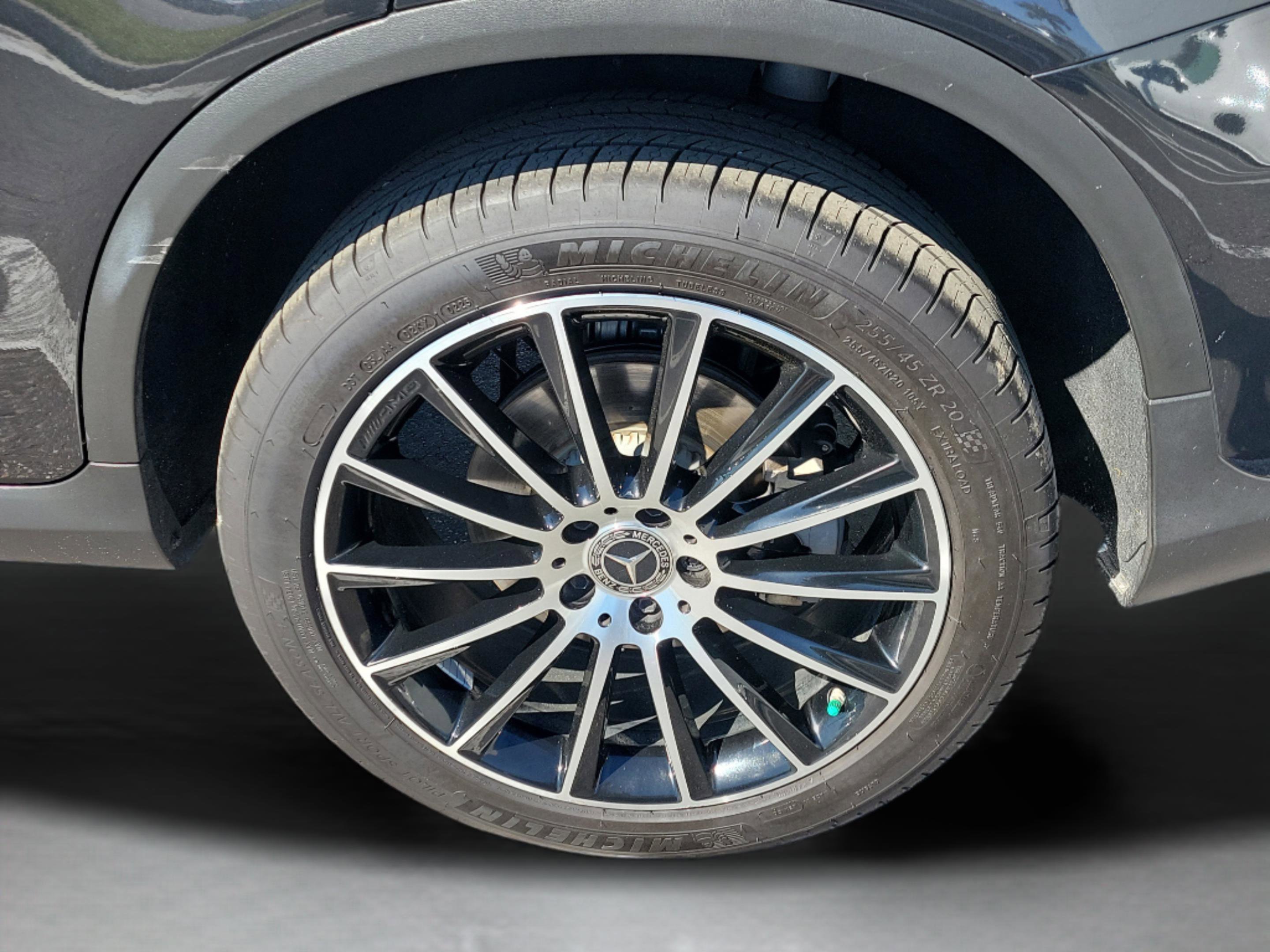 Used 2022 Mercedes-Benz GLC 300 image 34