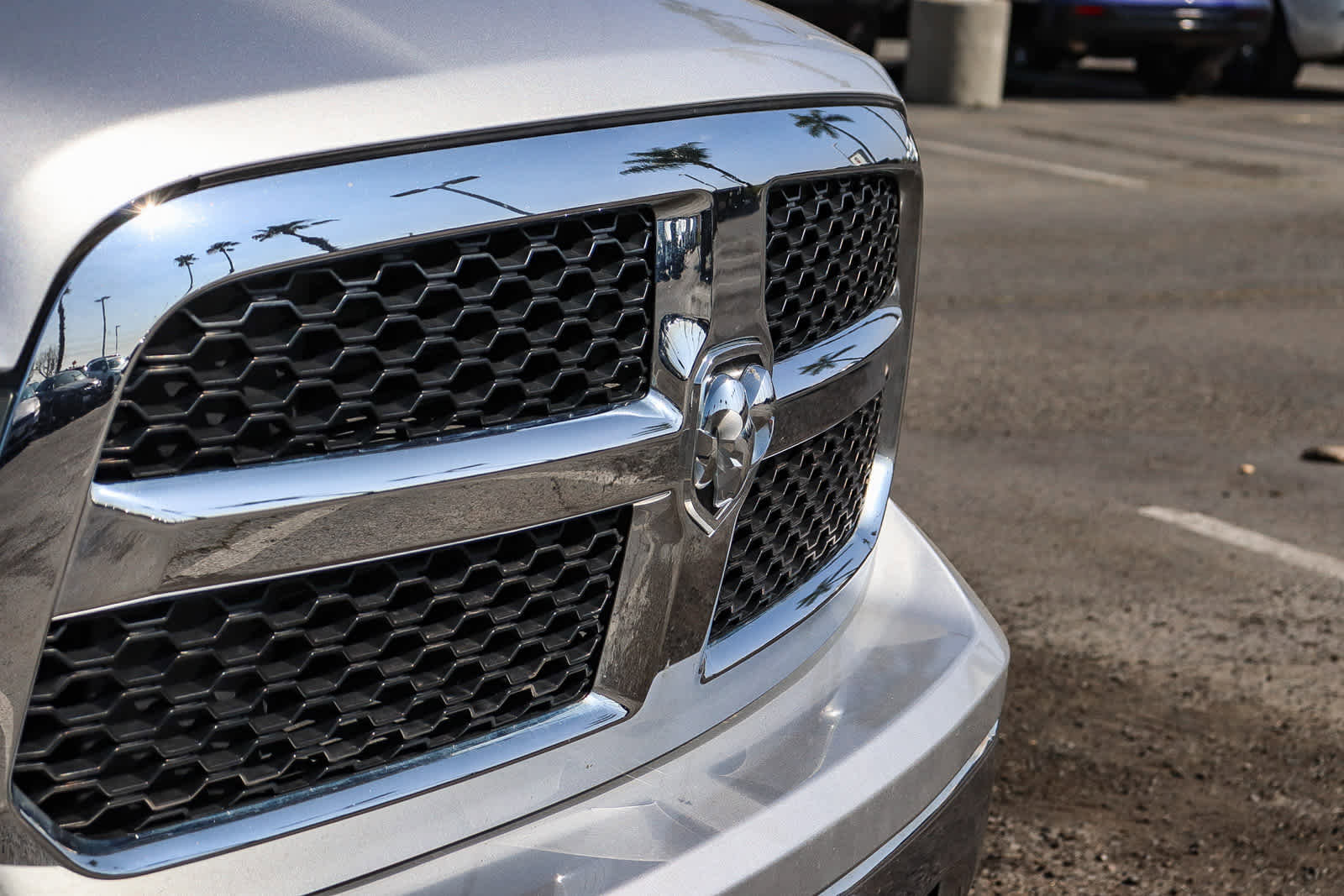 Used 2017 RAM 1500 Classic SLT image 5