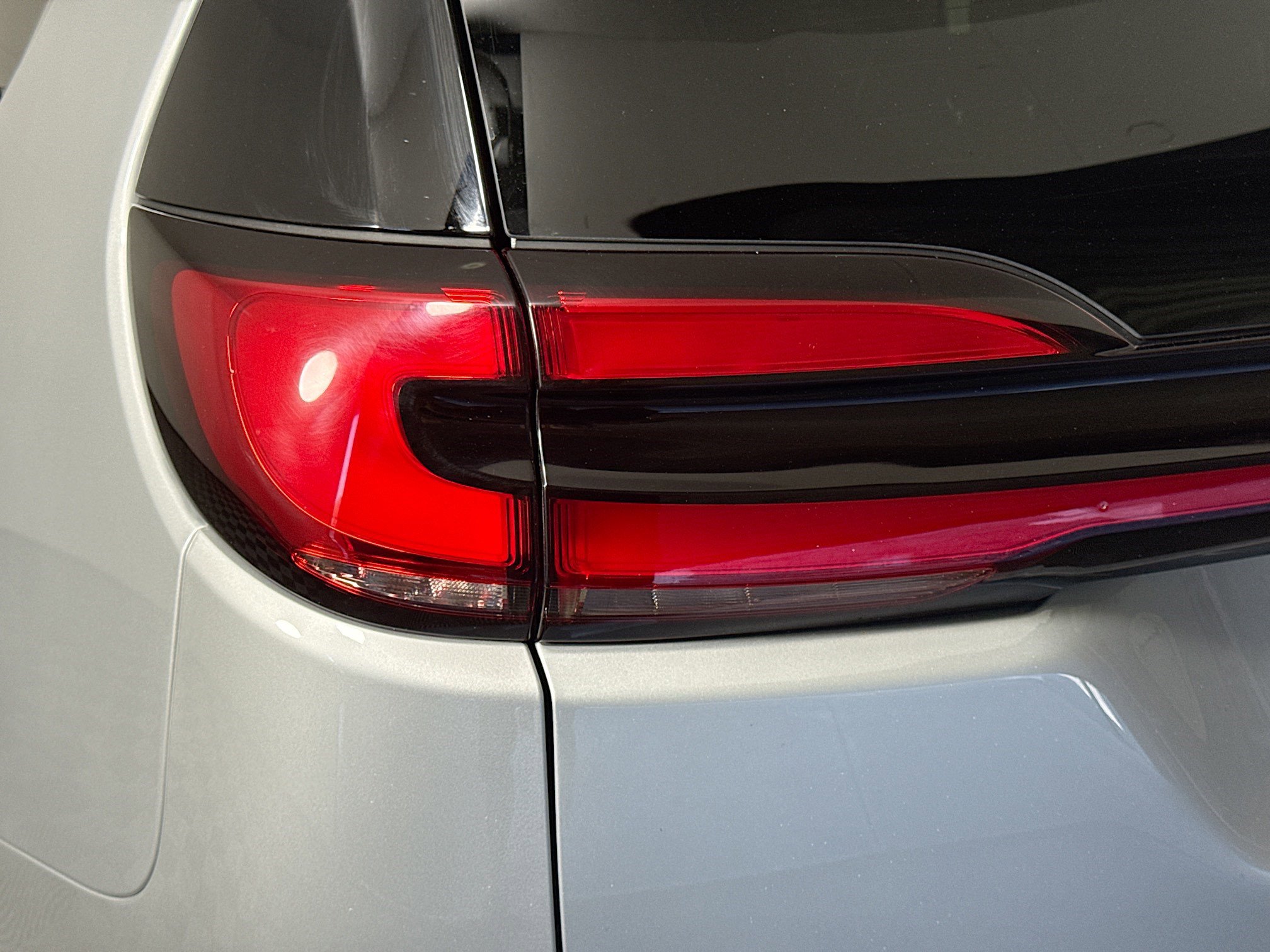 Used 2026 Chrysler Pacifica Select image 36