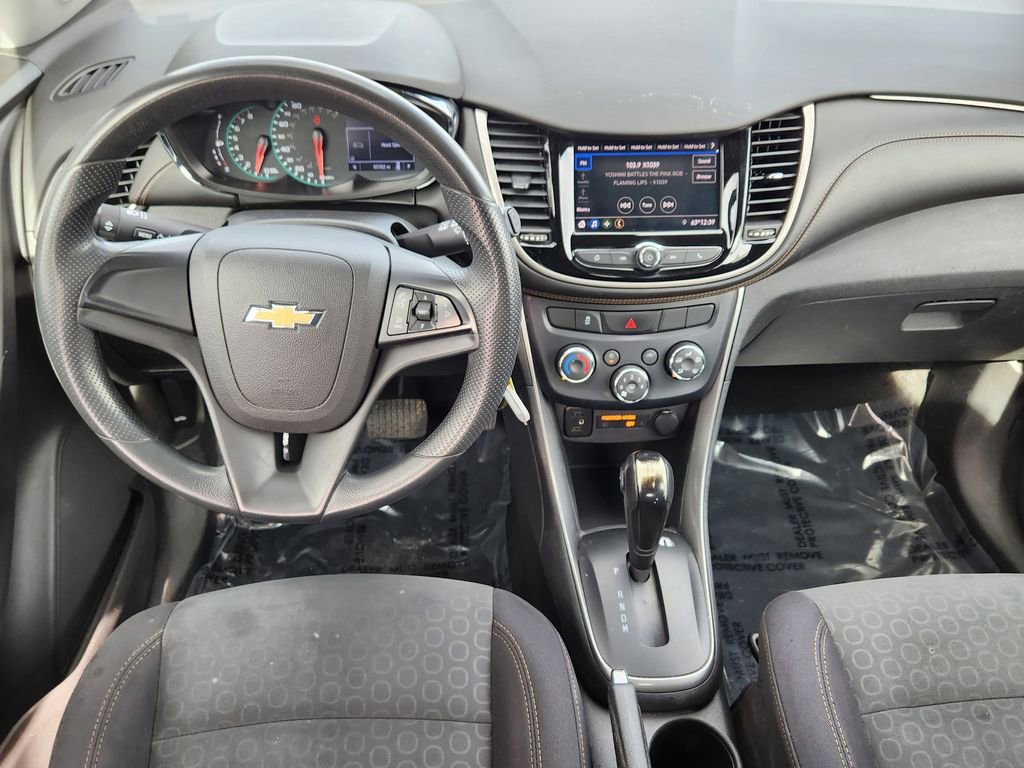Used 2020 Chevrolet Trax LS image 16