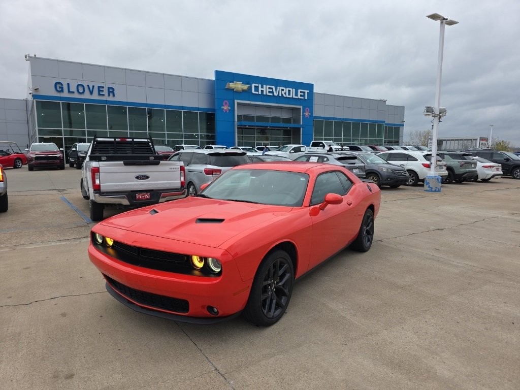 Used 2021 Dodge Challenger SXT w/ Blacktop Package video 2
