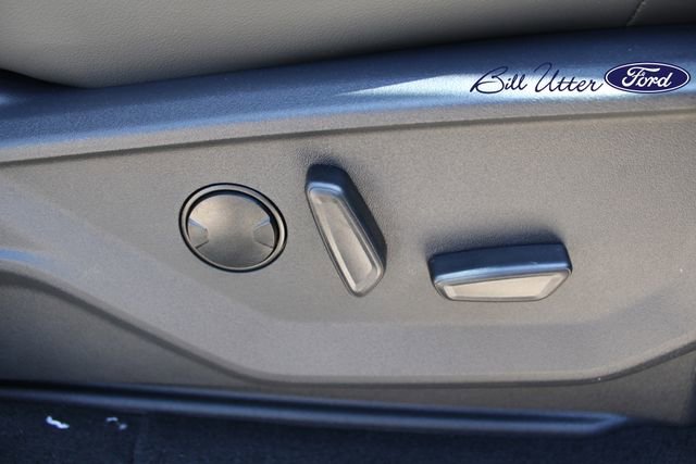 New 2026 Ford Expedition Active image 8