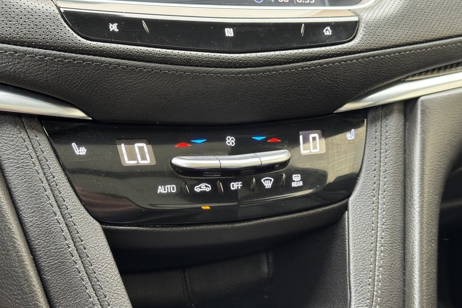 Certified 2020 Cadillac XT5 Sportv AWD/4WD image 23