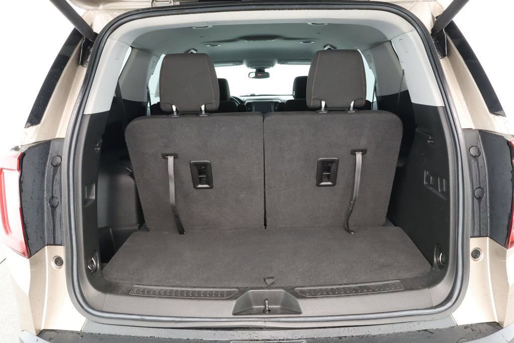 Used 2022 GMC Acadia AT4 image 21