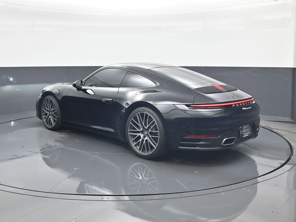 Used 2024 Porsche 911 Carrera 4 image 3