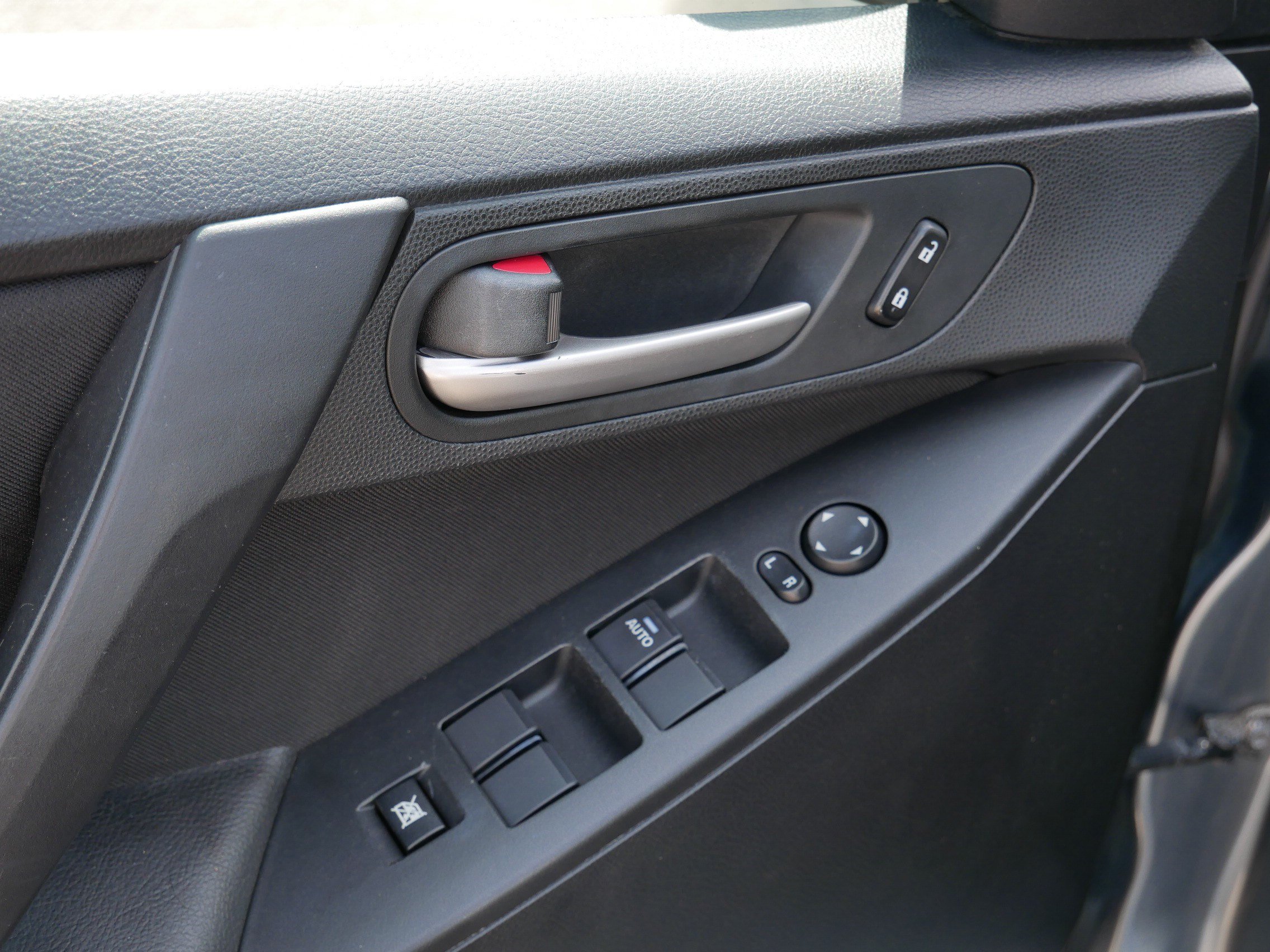 Used 2013 MAZDA MAZDA3 i Sport FWD image 20