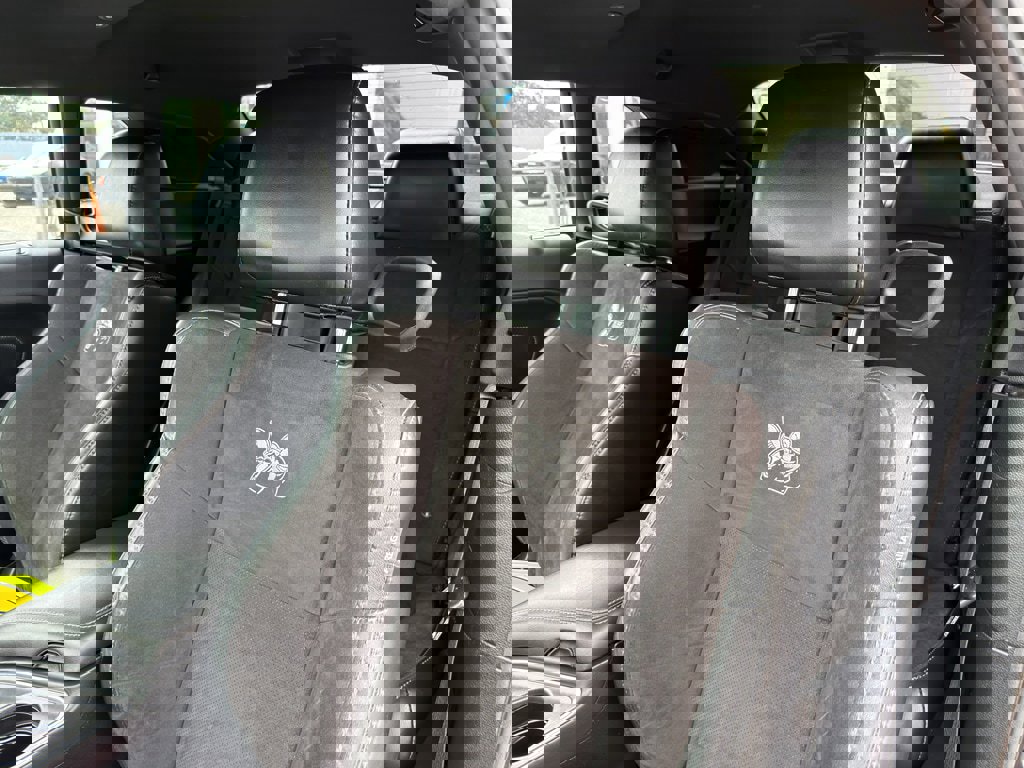 Used 2017 Dodge Challenger R/T Scat Pack w/ Leather Interior Group image 11