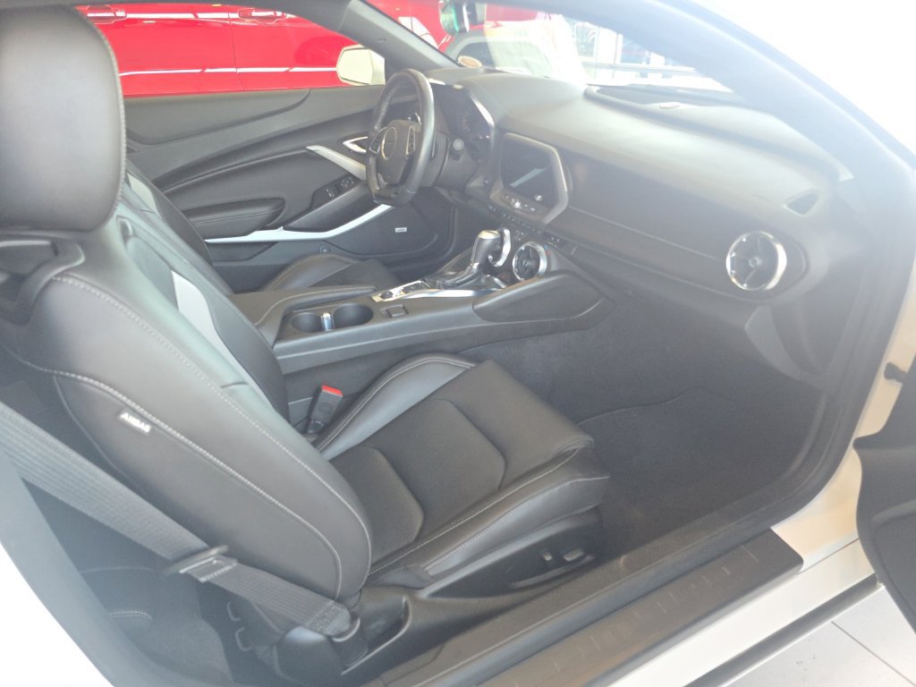 Used 2022 Chevrolet Camaro LT w/ RS Package RWD image 6