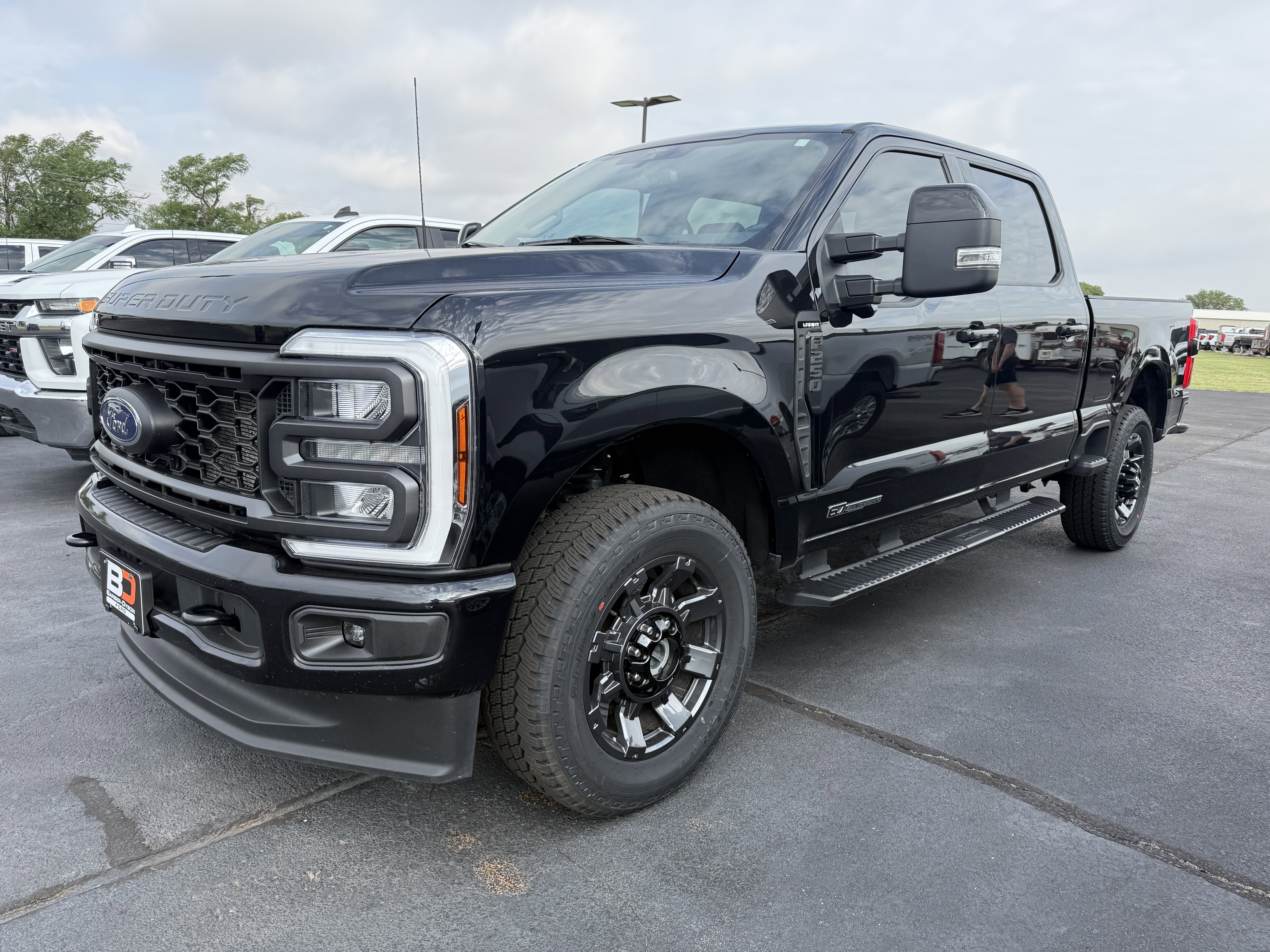 Used 2024 Ford F250 Lariat w/ Sport Appearance Package AWD/4WD image 1